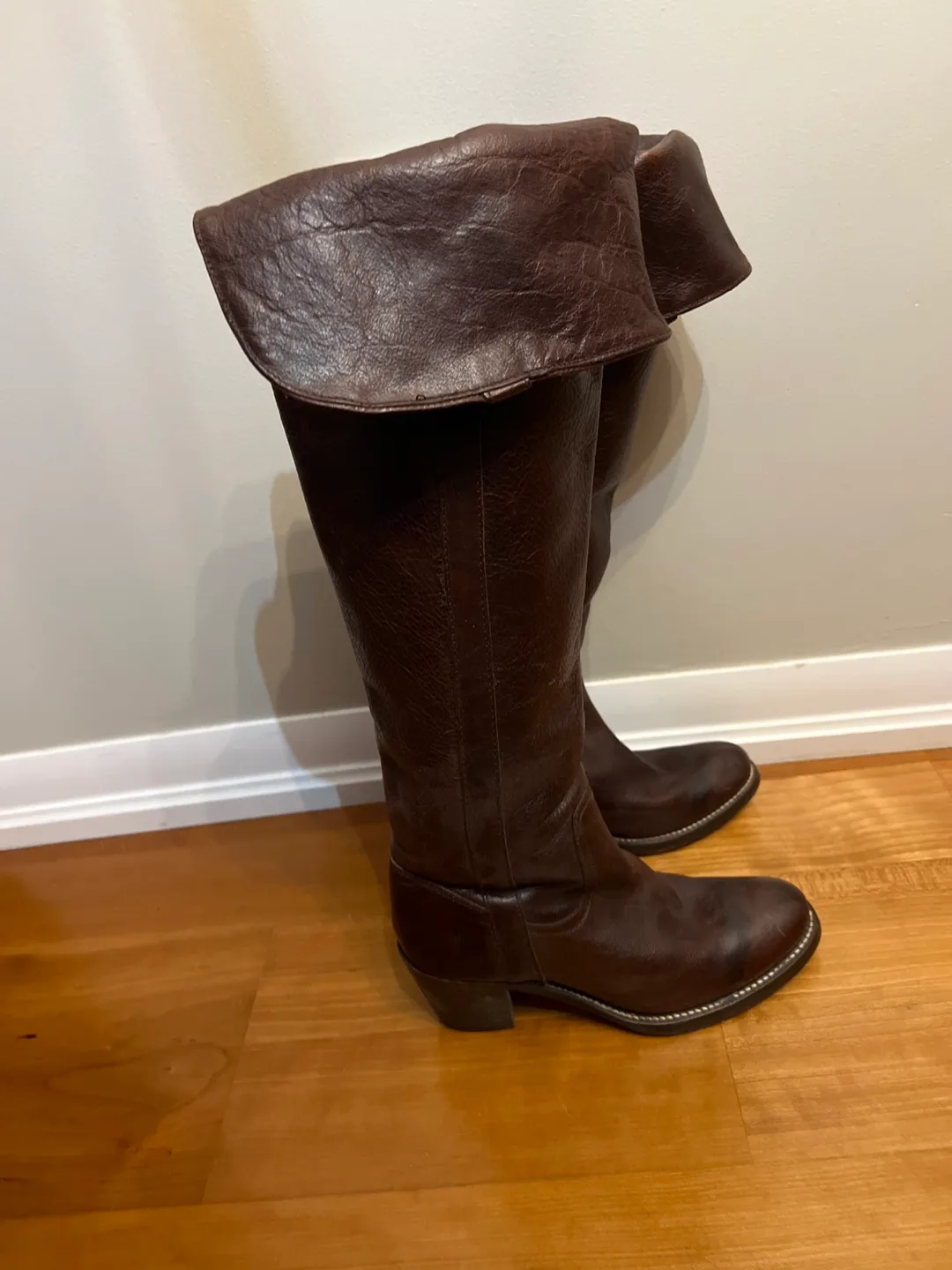 NEW, never worn Frye Brown Leather Over-the-Knee Boots image indicator(5)