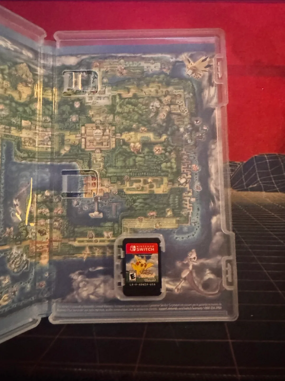 Pokémon: Let's Go, Pikachu! Nintendo Switch Game image indicator(2)