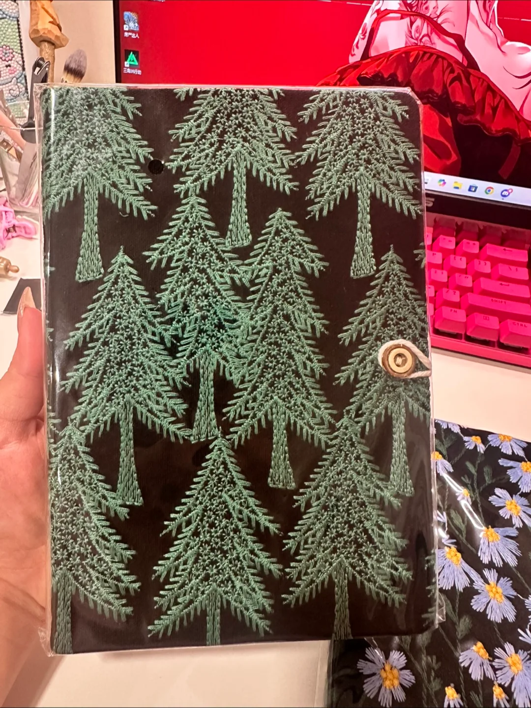 Fabric Embroidered Notebook x4 thumbnail