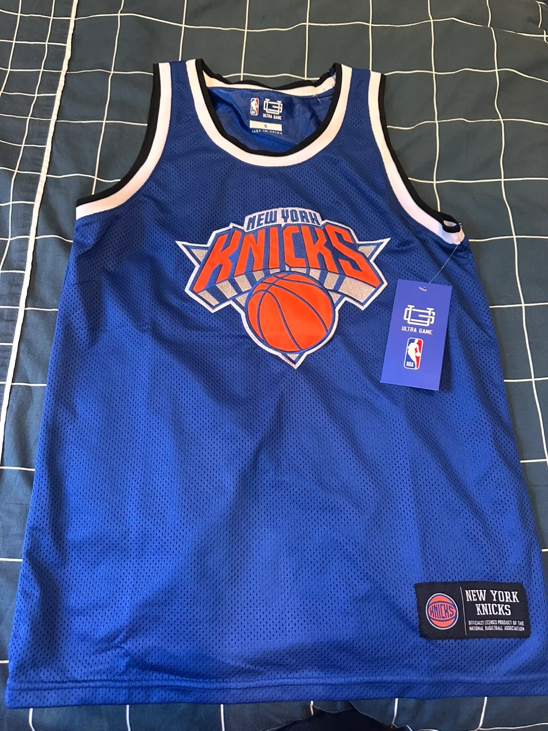 New York Knicks Ultra Game NBA Jersey - Size S thumbnail