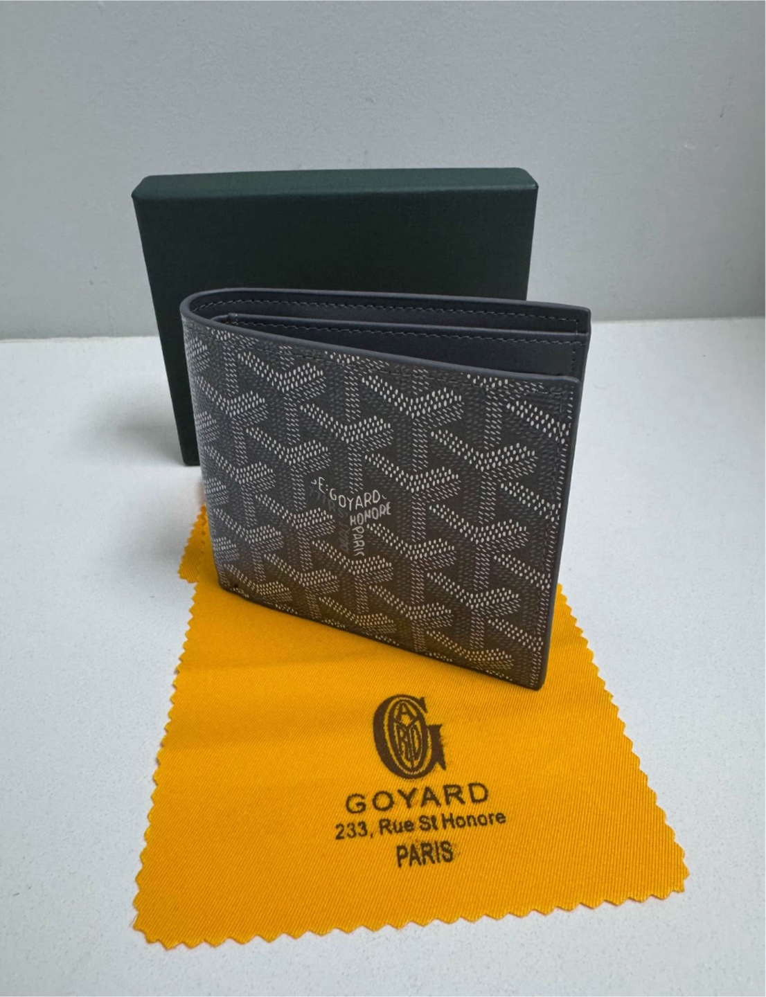 Goyard Grey Wallet with Box - photo 3