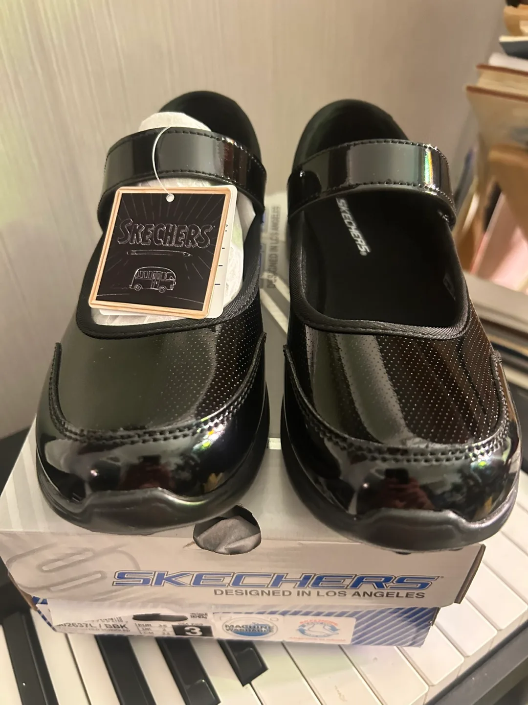 New Skechers Microstrides Old Schooled Black - Size 3 image indicator(2)