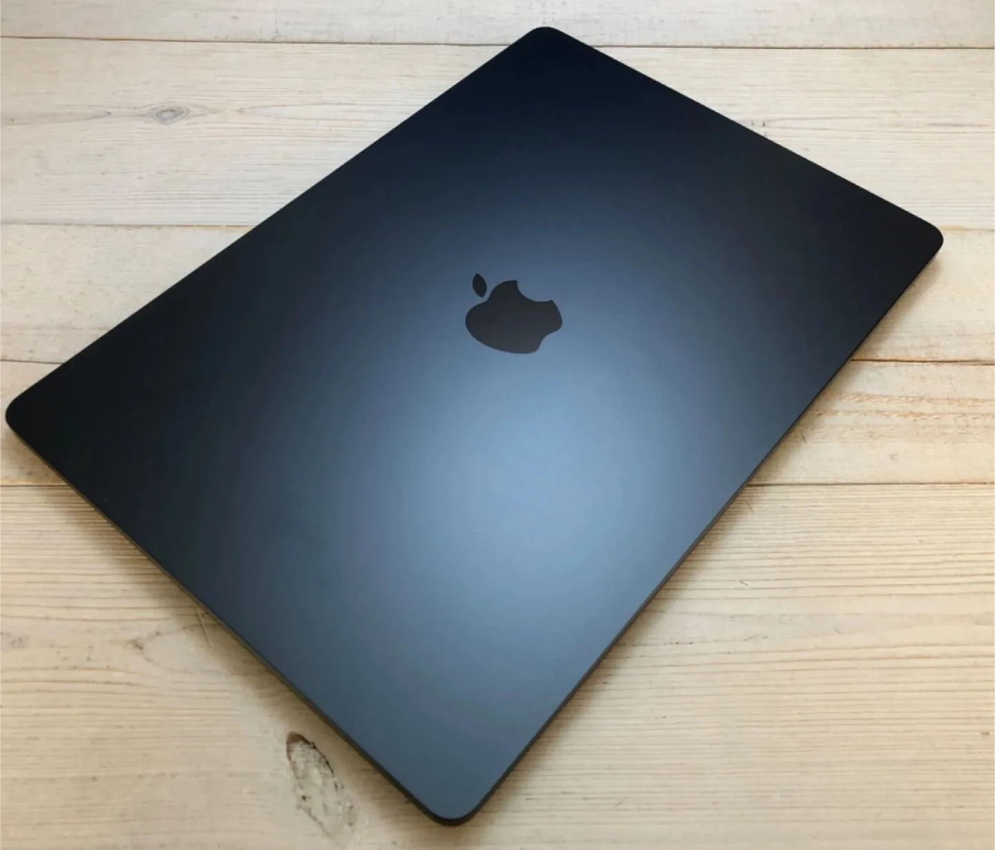 M3 MacBook Air 2024 15.3” Midnight image indicator(4)