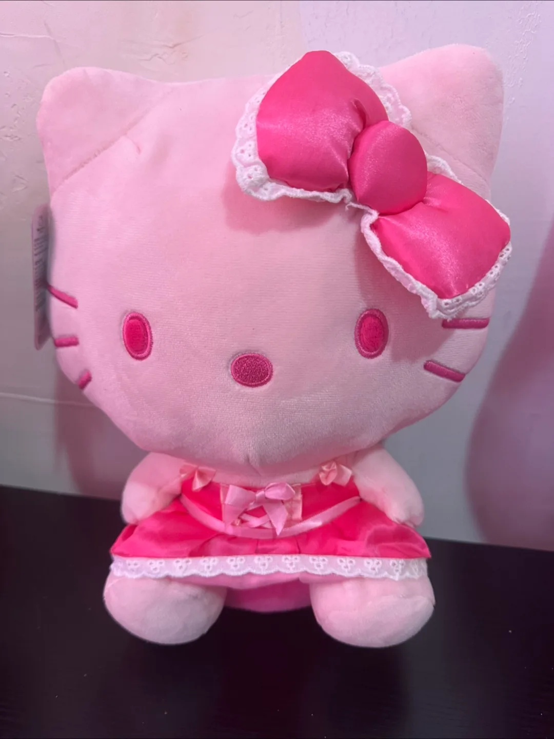 Hello Kitty Monochrome plush thumbnail