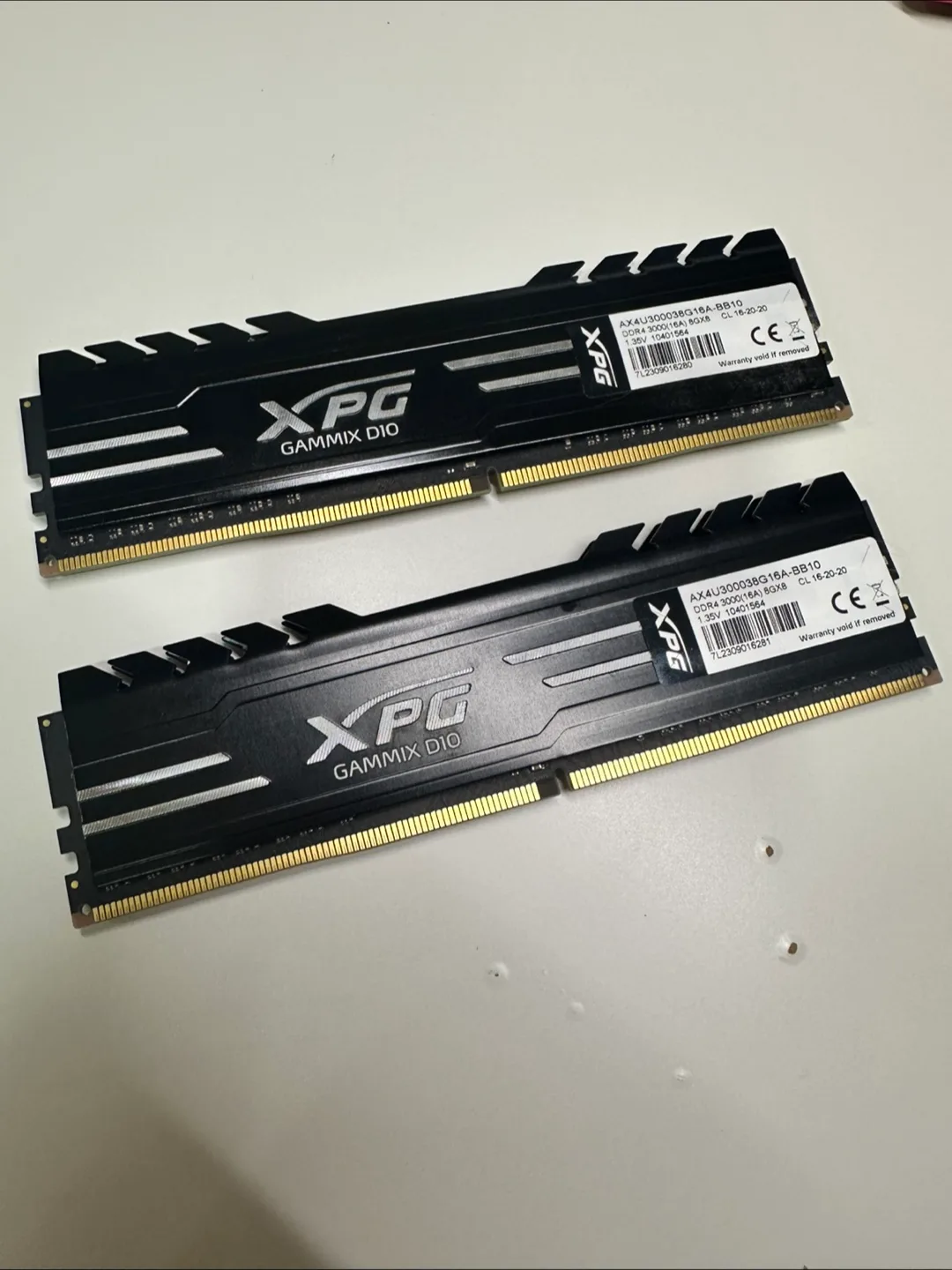 XPG Gammix D10 DDR4 16GB RAM(2+8gb) thumbnail