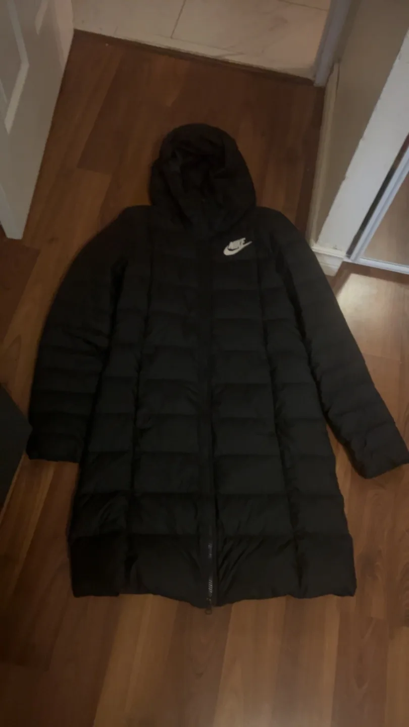 Nike Black Puffer Coat😊 thumbnail