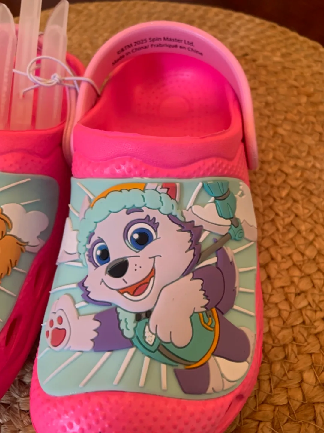 New Paw Patrol Pink Clogs - Size 9/10 image indicator(3)