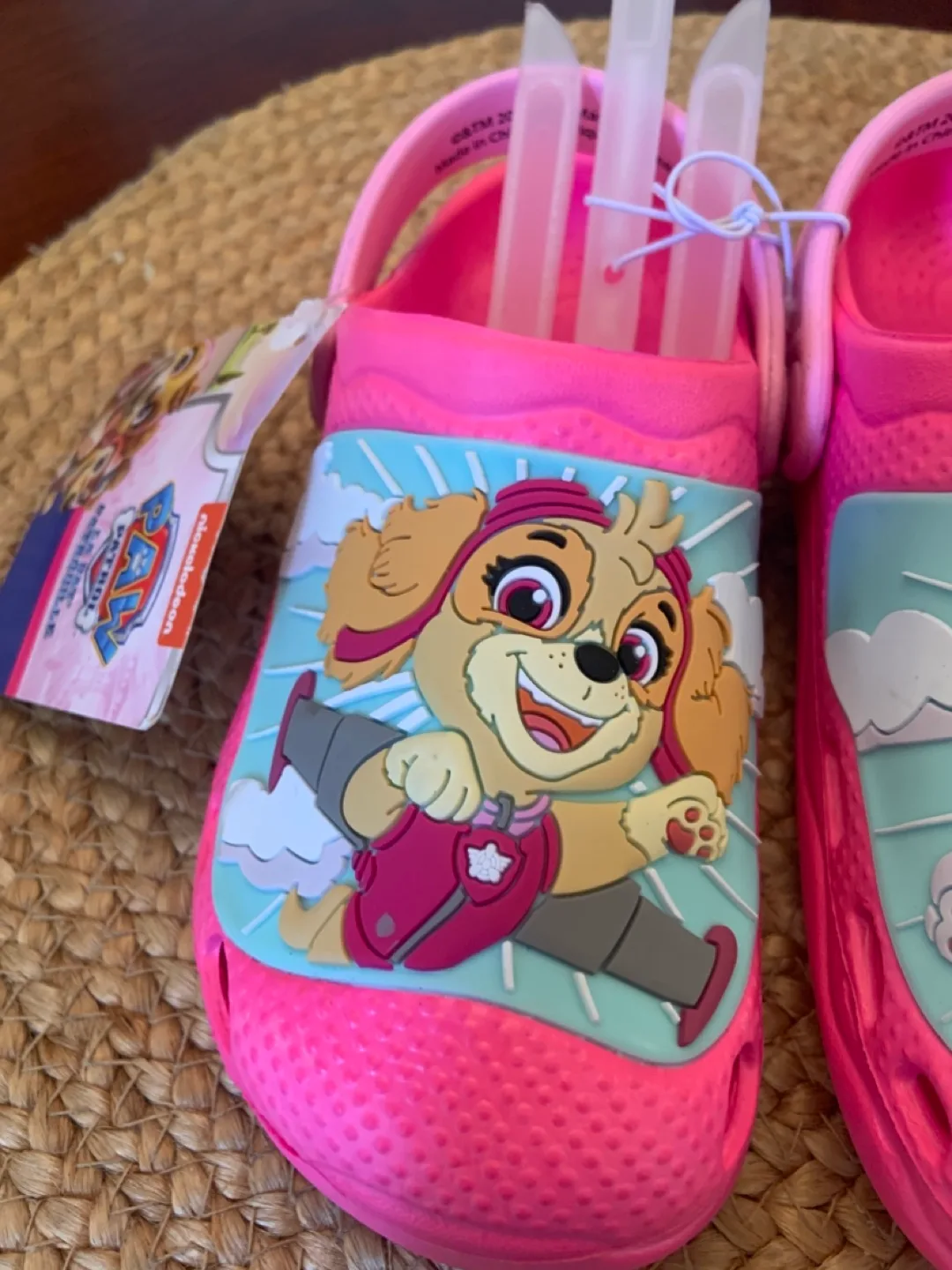 New Paw Patrol Pink Clogs - Size 9/10 image indicator(4)