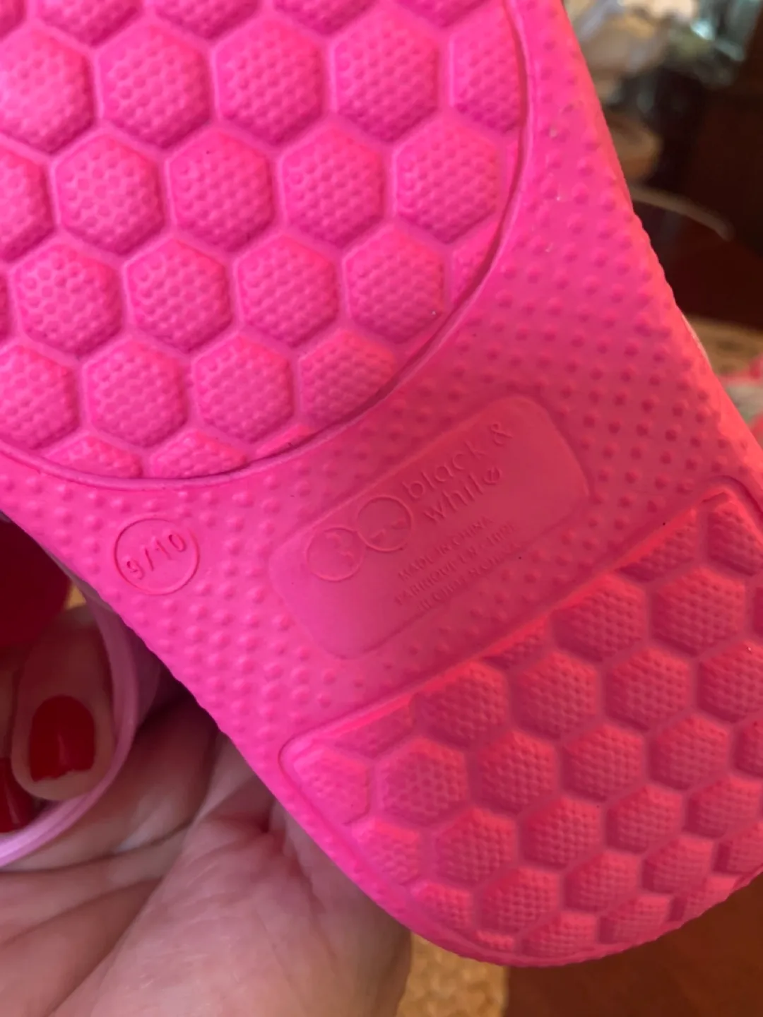 New Paw Patrol Pink Clogs - Size 9/10 image indicator(7)