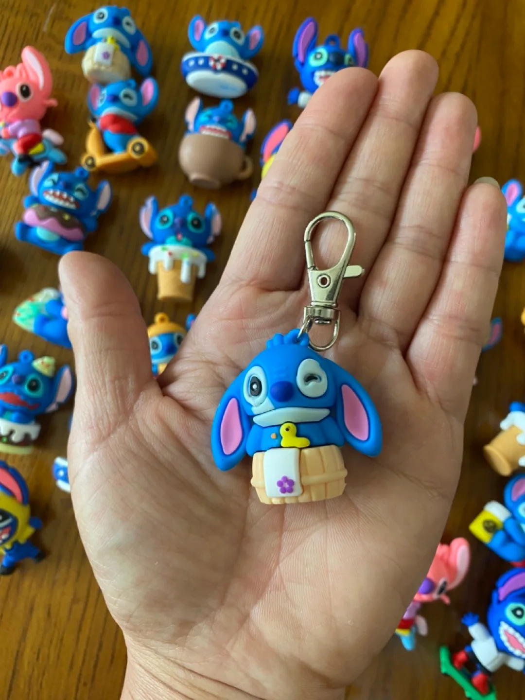 Original size Stitch keychains thumbnail
