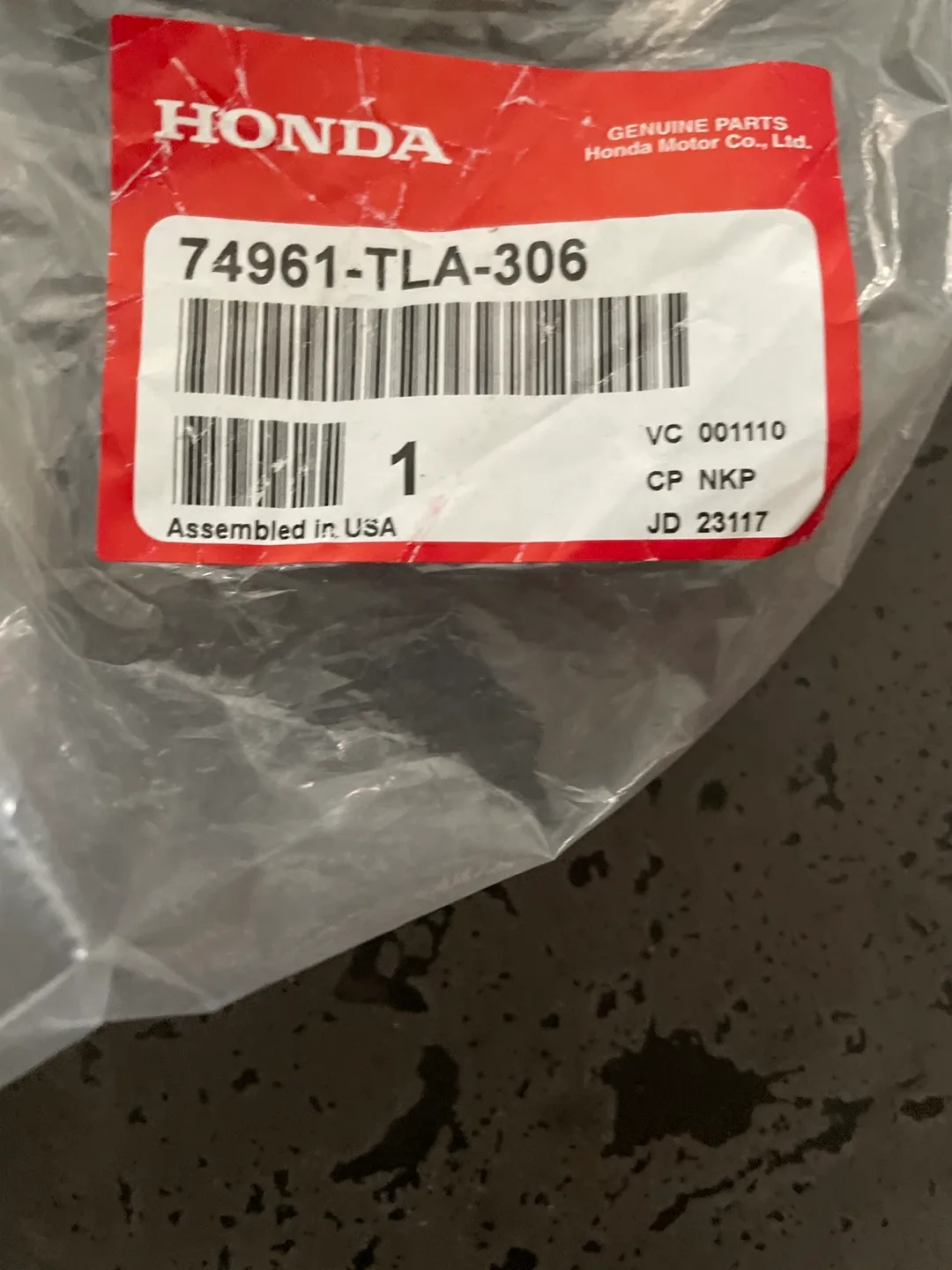 NEW-Honda CR-V 2017-2022 Genuine Honda Lift Supports thumbnail