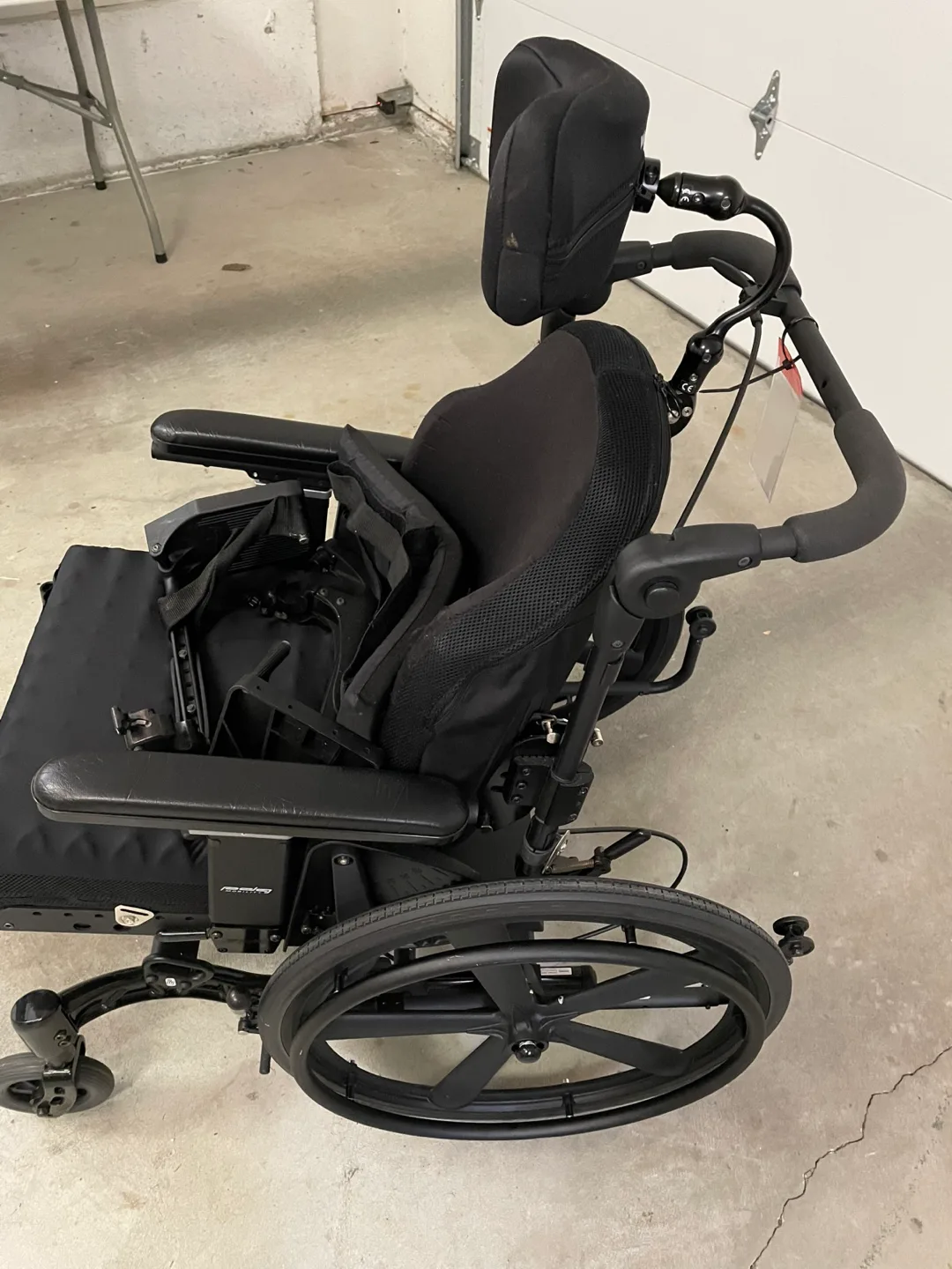 Wheelchair - Manual Tilt image indicator(2)