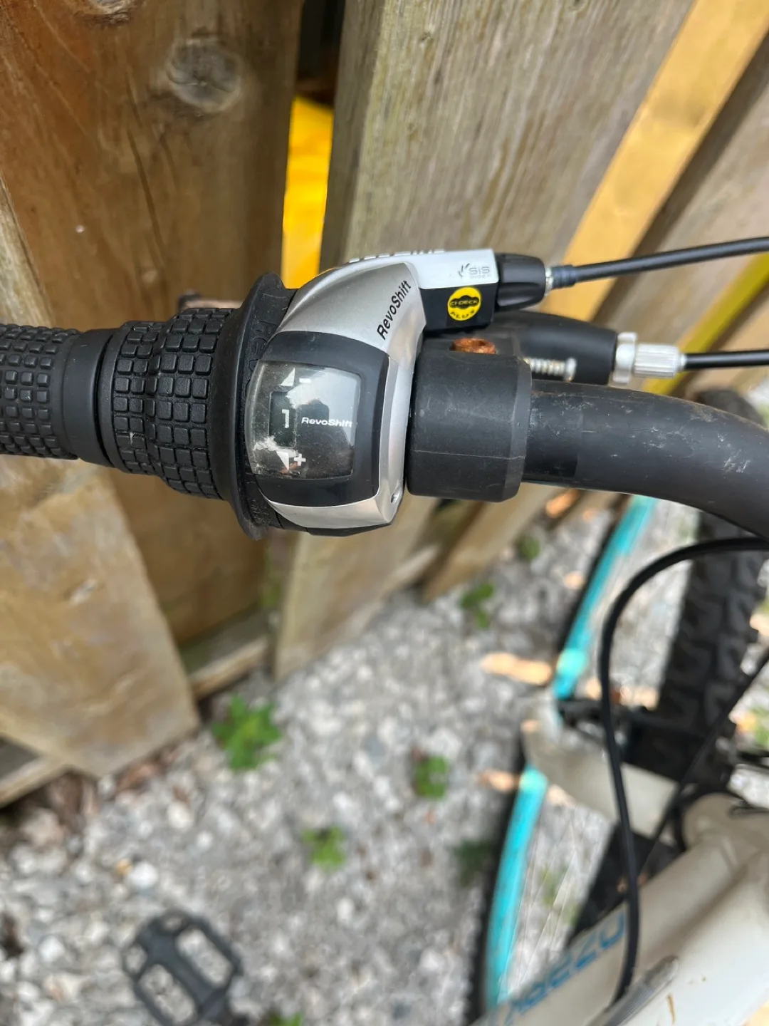🧡Ozark Trail Evolution Mountain Bike image indicator(3)