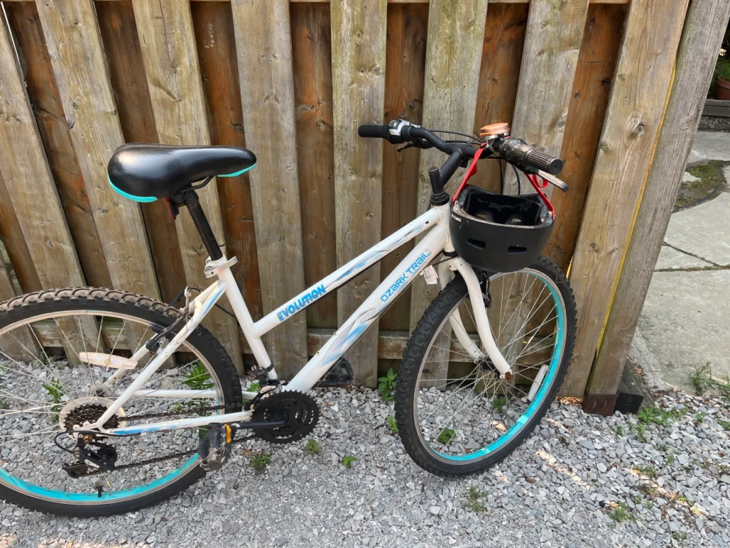 Ozark Trail Evolution Mountain Bike thumbnail