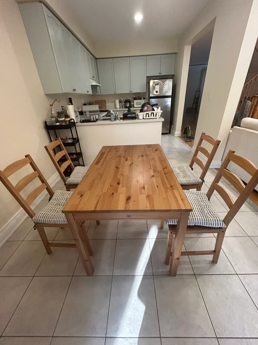 IKEA HÄGERNÄS Dining Table with 4 Chairs and chair pads thumbnail