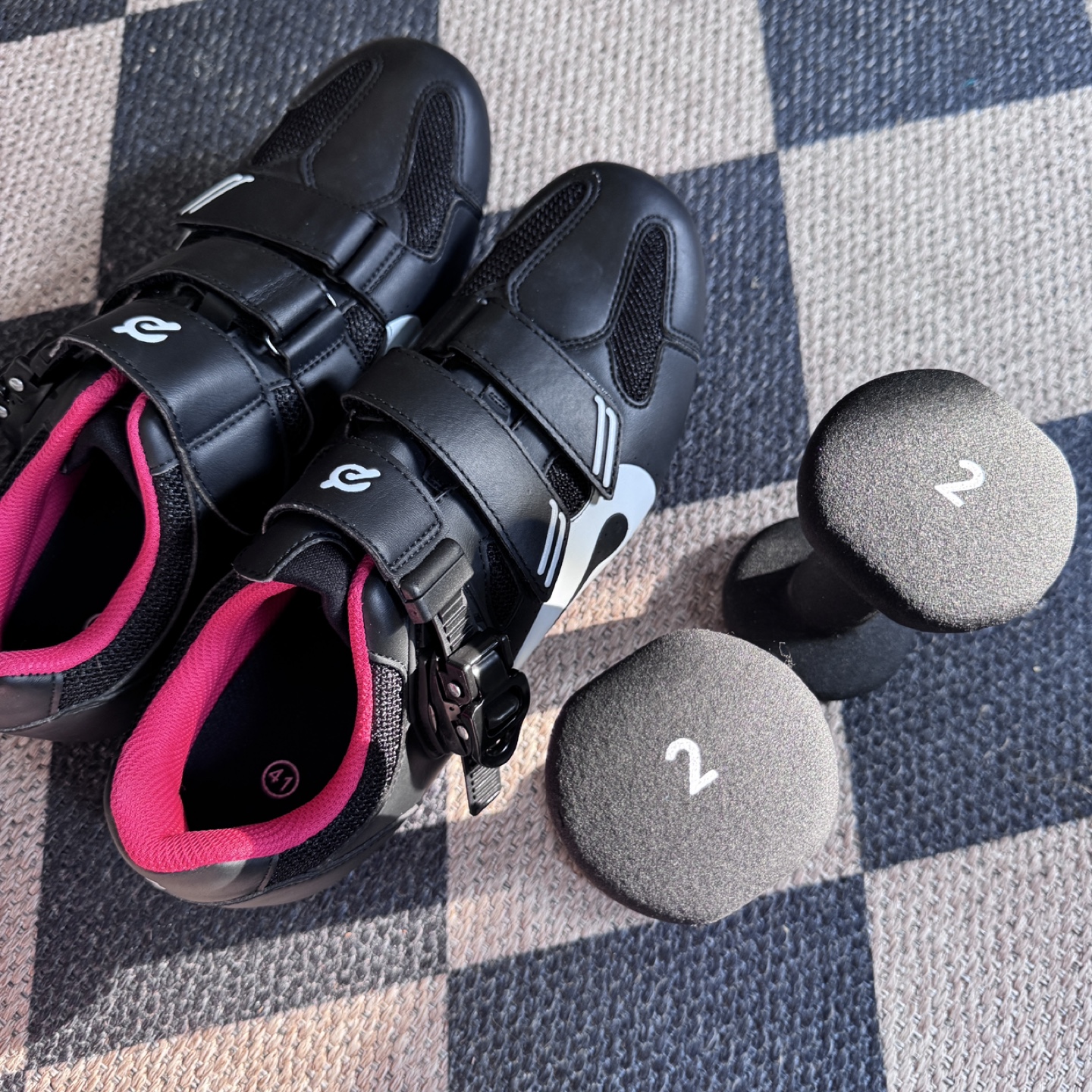 Peloton Cycling Shoes + dumbbells- Size 41 (US 9.5) - photo 4
