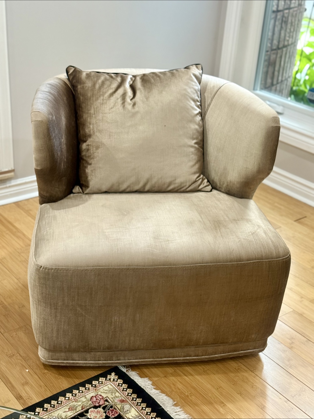 2 Beige Velvet Accent Chair - photo 2