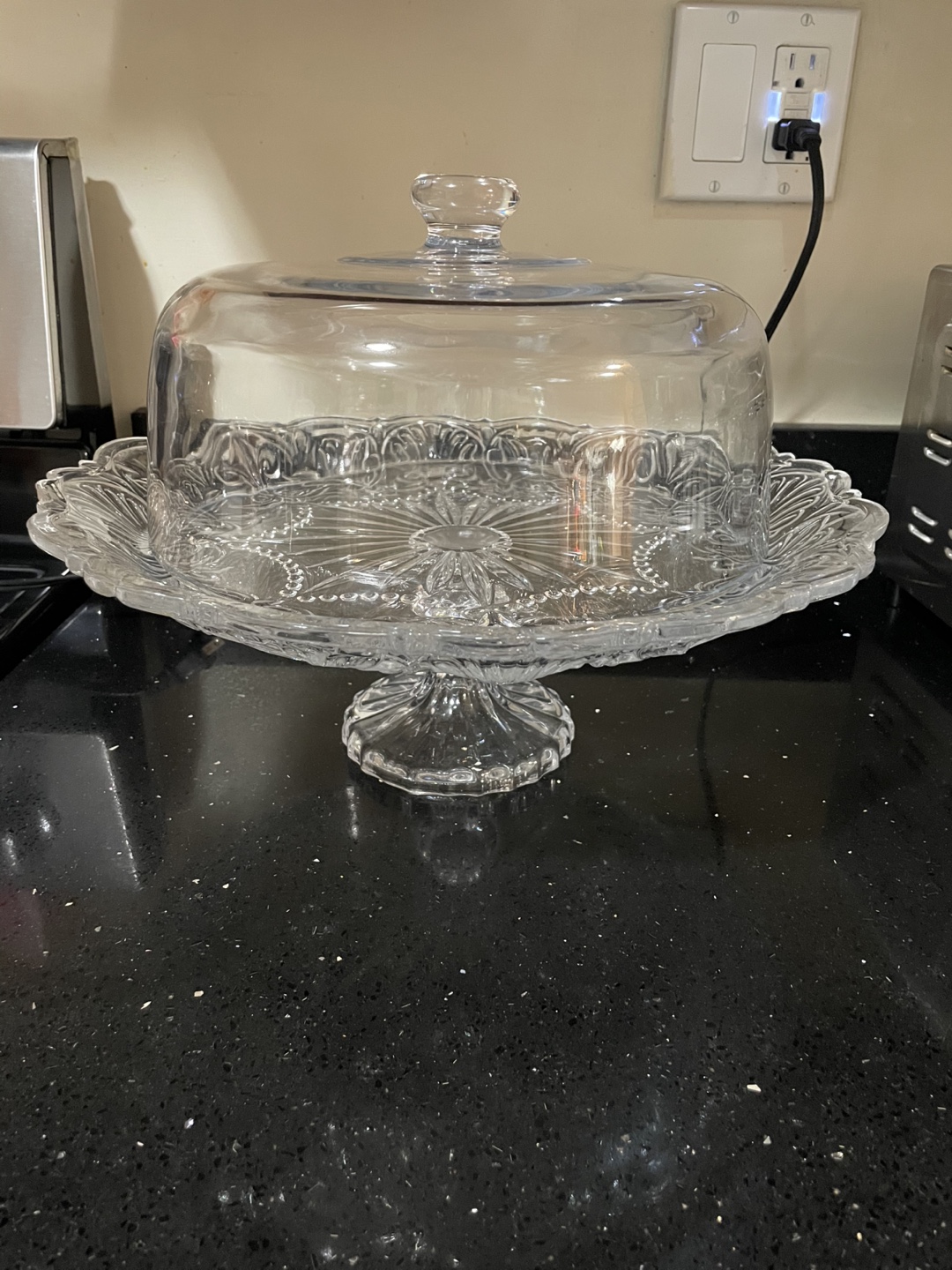 Glass Cake Stand with Dome Lid - photo 5