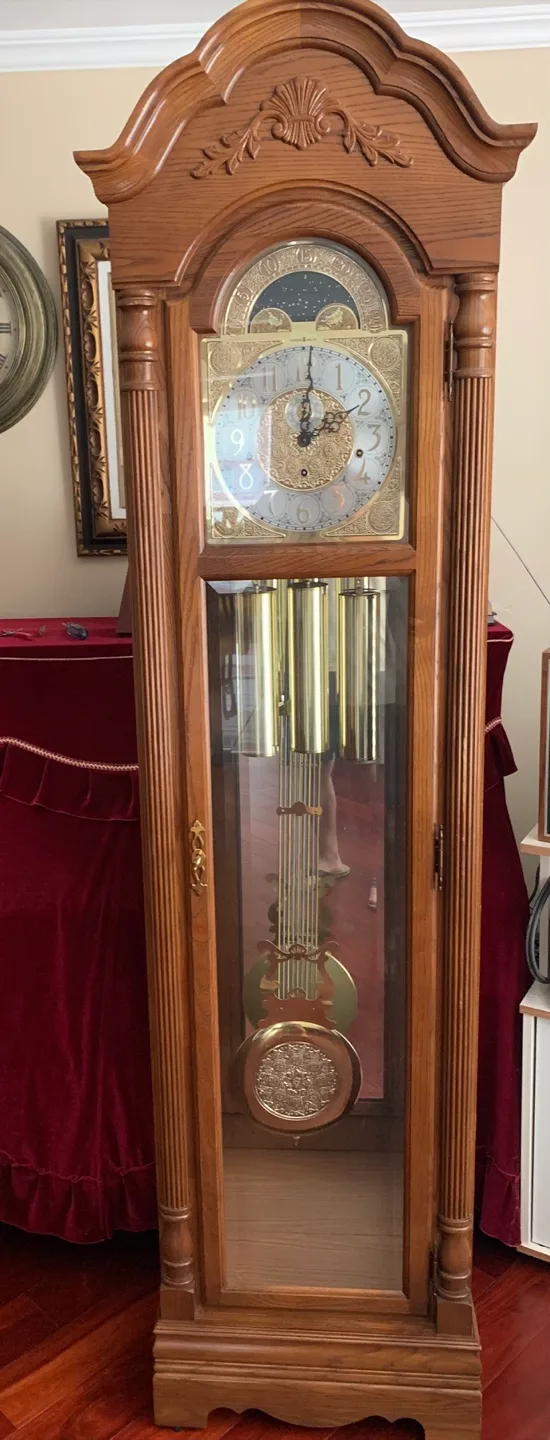 Grandfather clock thumbnail