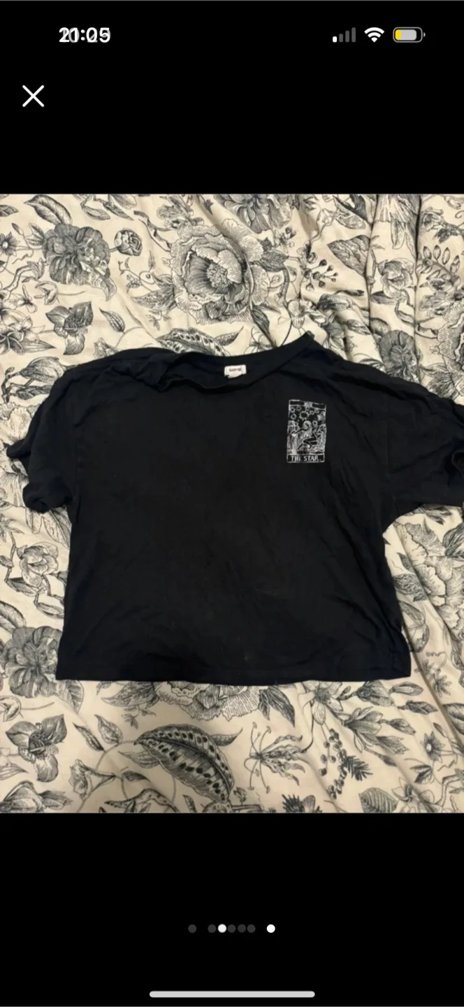 MOVING SALE: Garage Black Graphic Tee XS thumbnail