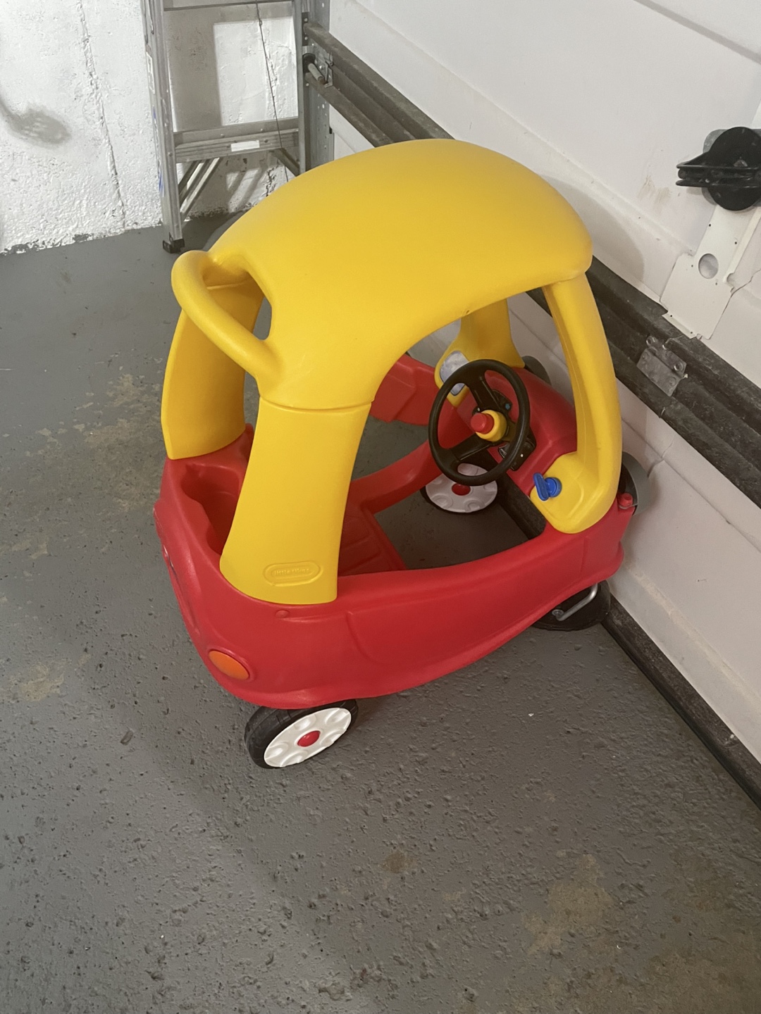 🚗 Little Tikes Cozy Coupe Kids Car - photo 5