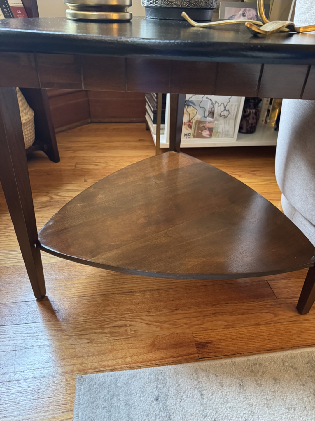 Refinished Mersman 45-5 Guitar Pick Table - photo 3