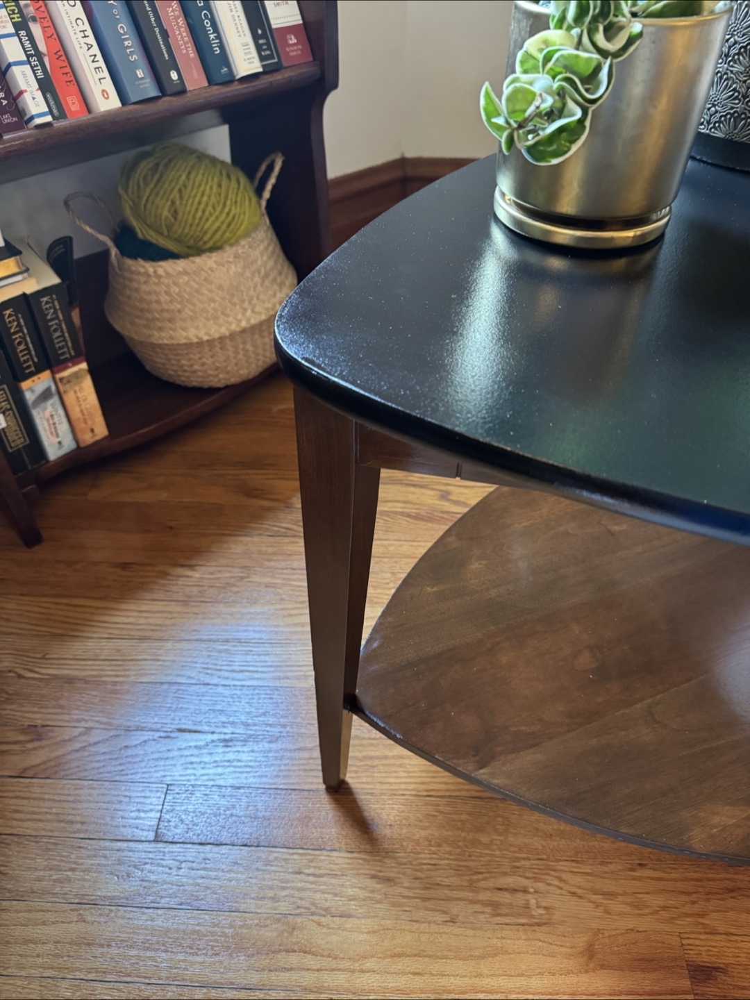 Refinished Mersman 45-5 Guitar Pick Table - photo 5