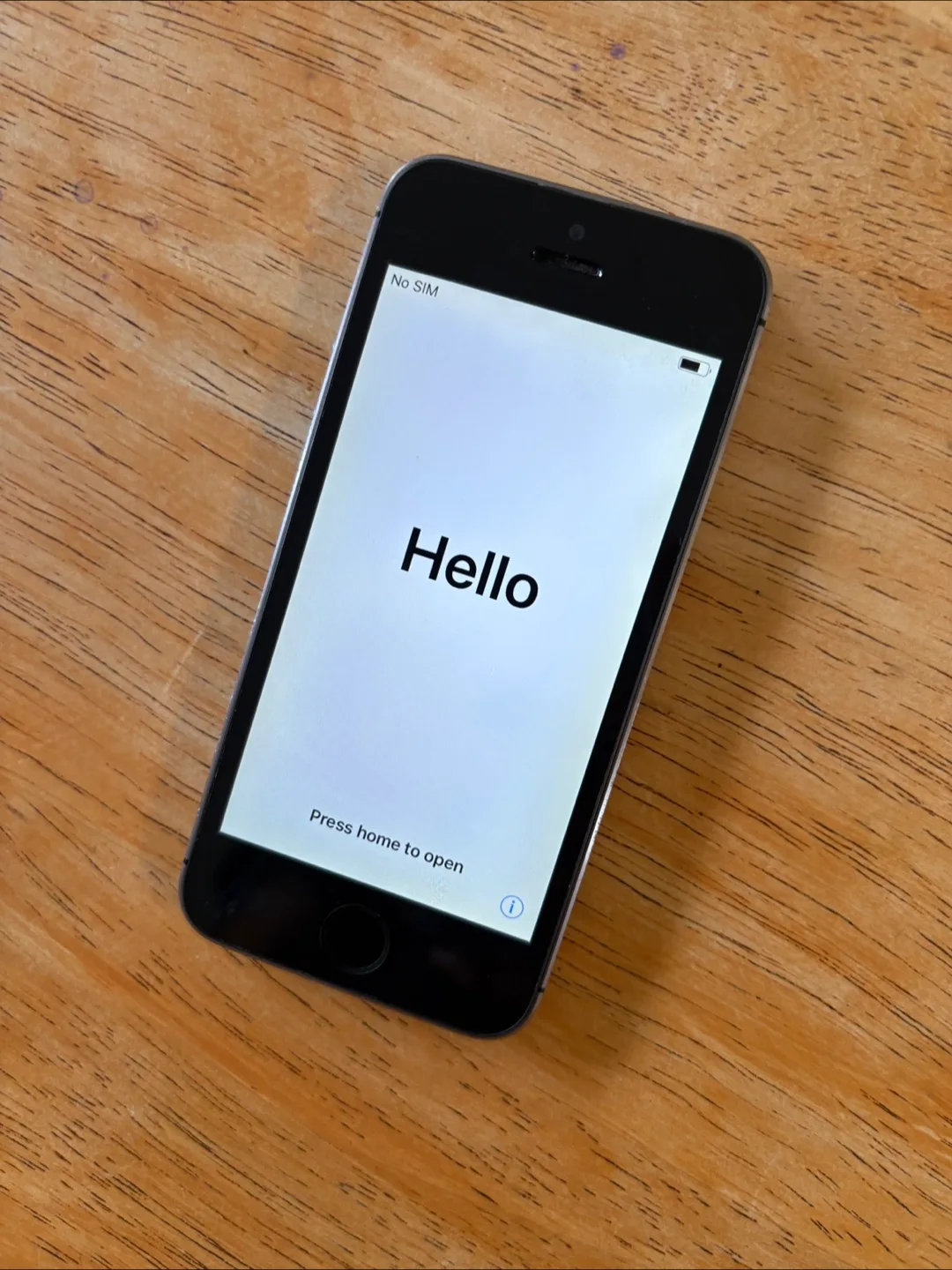 Apple iPhone 5s - Good Condition thumbnail