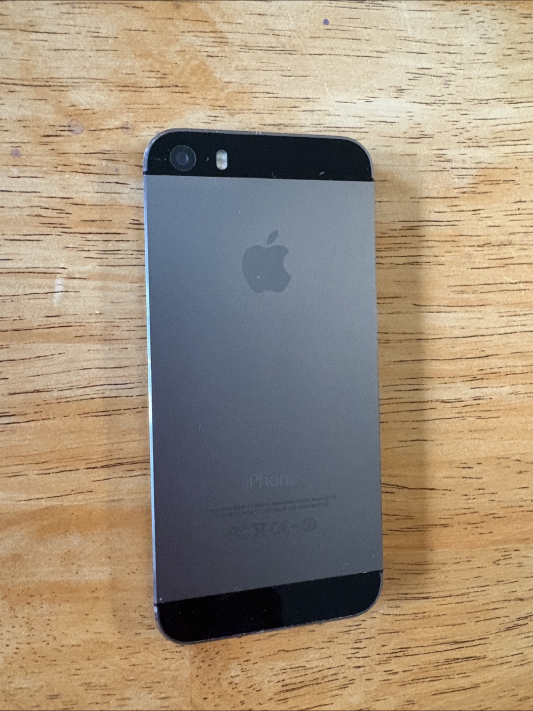 Apple iPhone 5s - Good Condition - photo 4