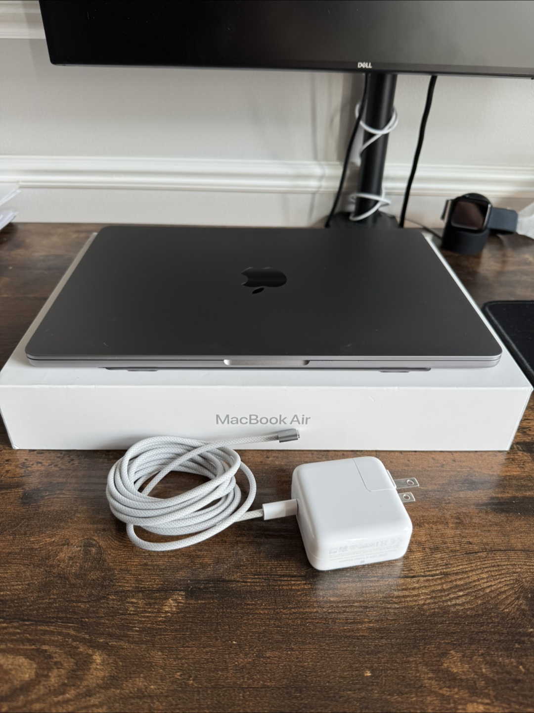 MacBook Air M2 – 13” | 8GB RAM | 256GB SSD | MINT CONDITION - photo 2