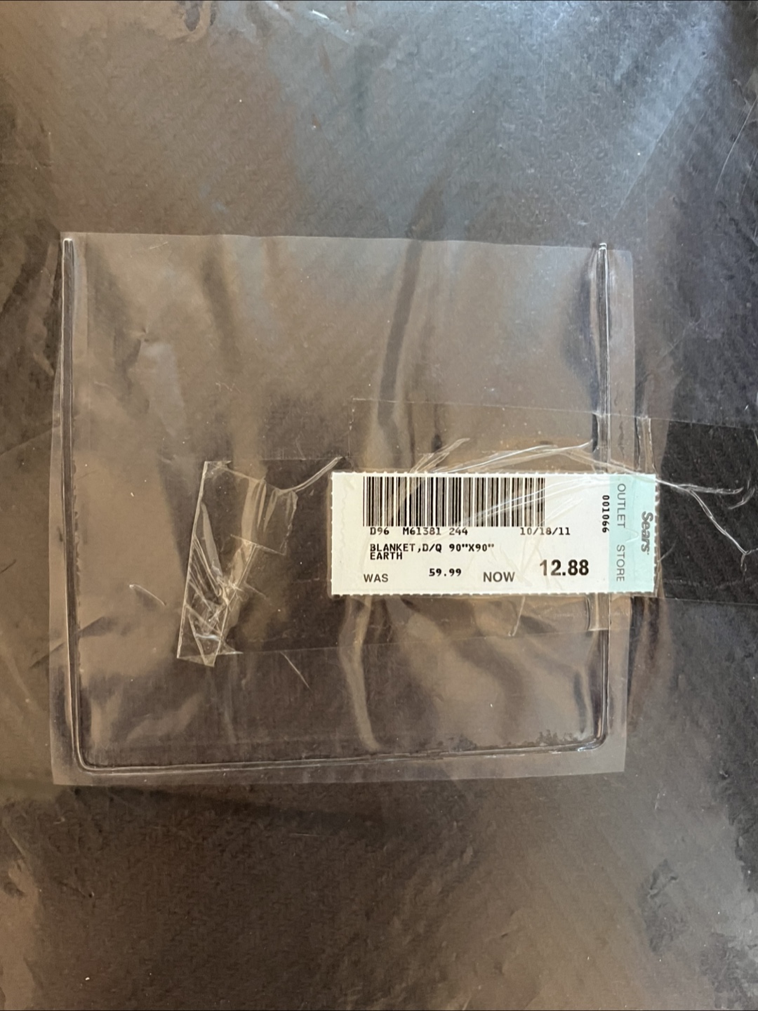 Coverlet/blanket 90x90 inch Herringbone