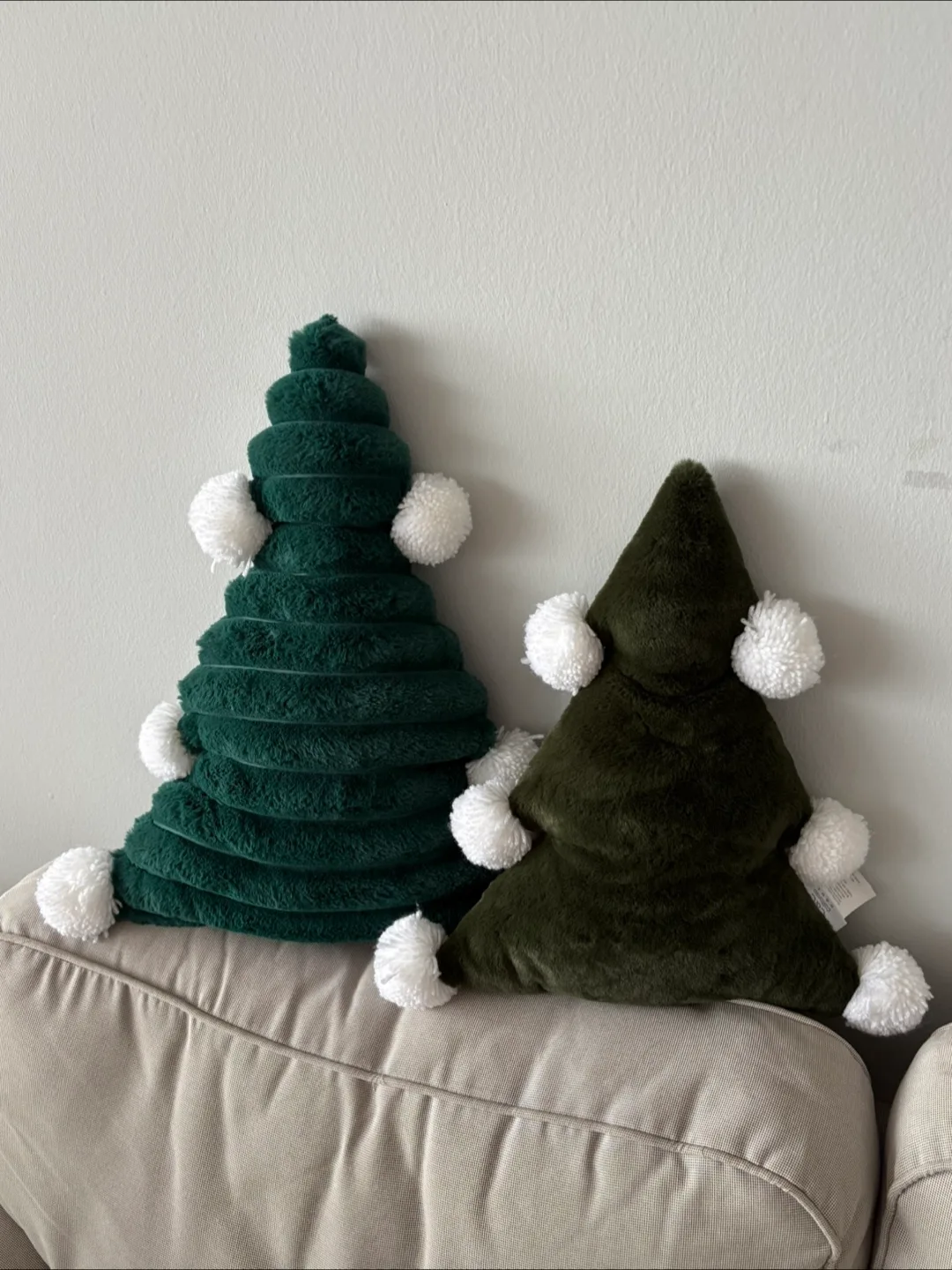 Christmas Tree Cushion (Set of 2) thumbnail