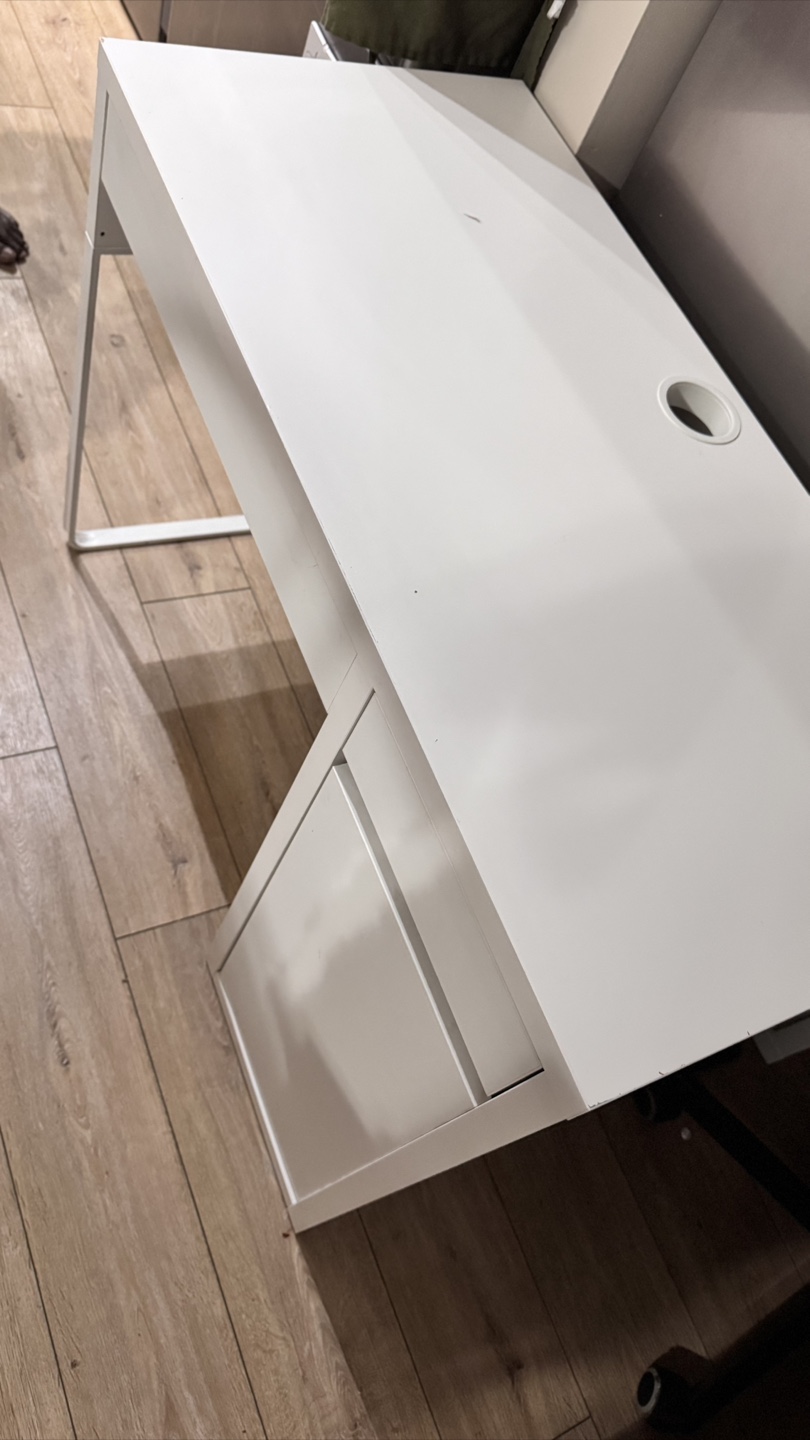IKEA desk - white - photo 2