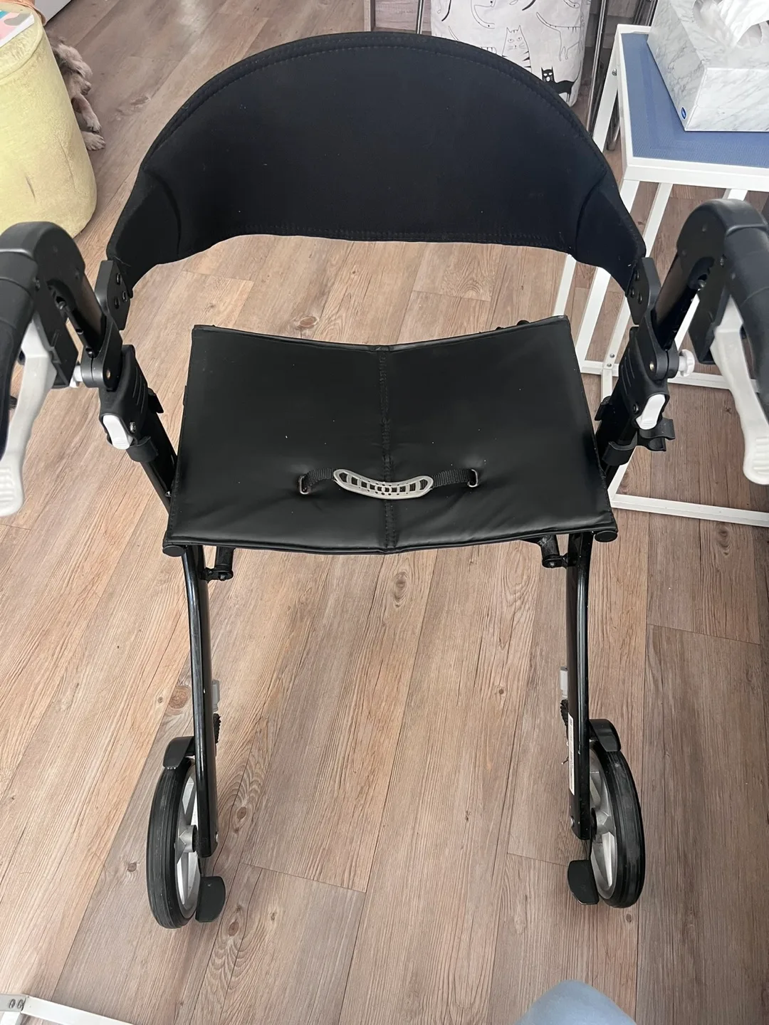 Chair rollator image indicator(2)