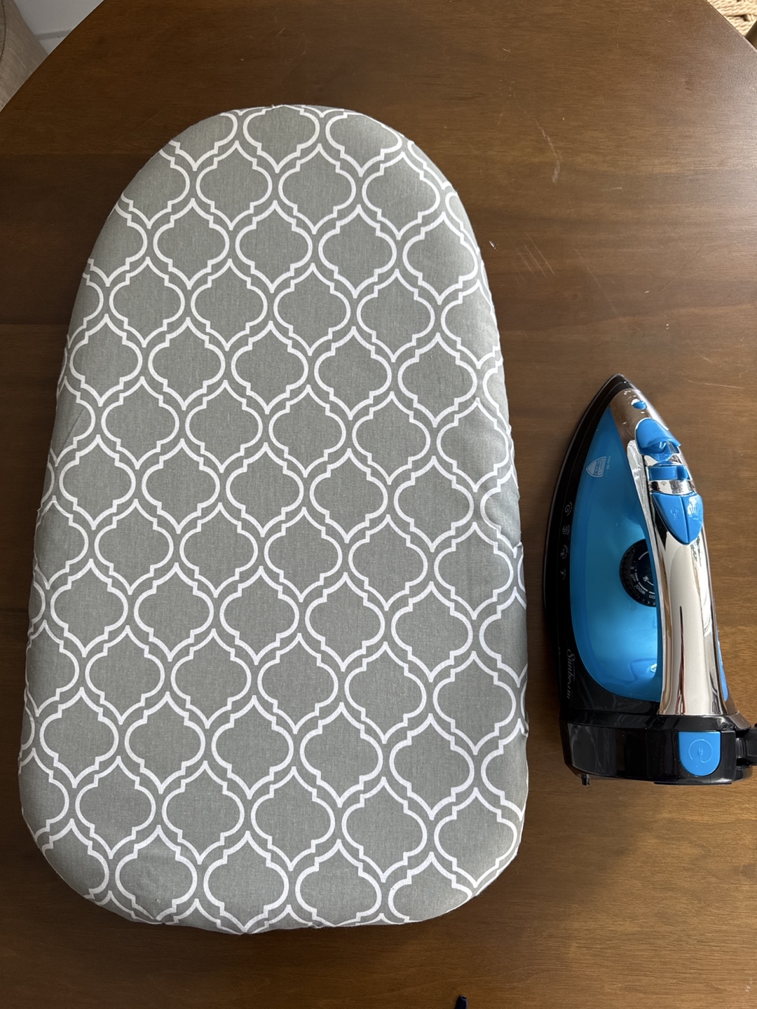 Sunbeam Iron & Portable Ironing Board