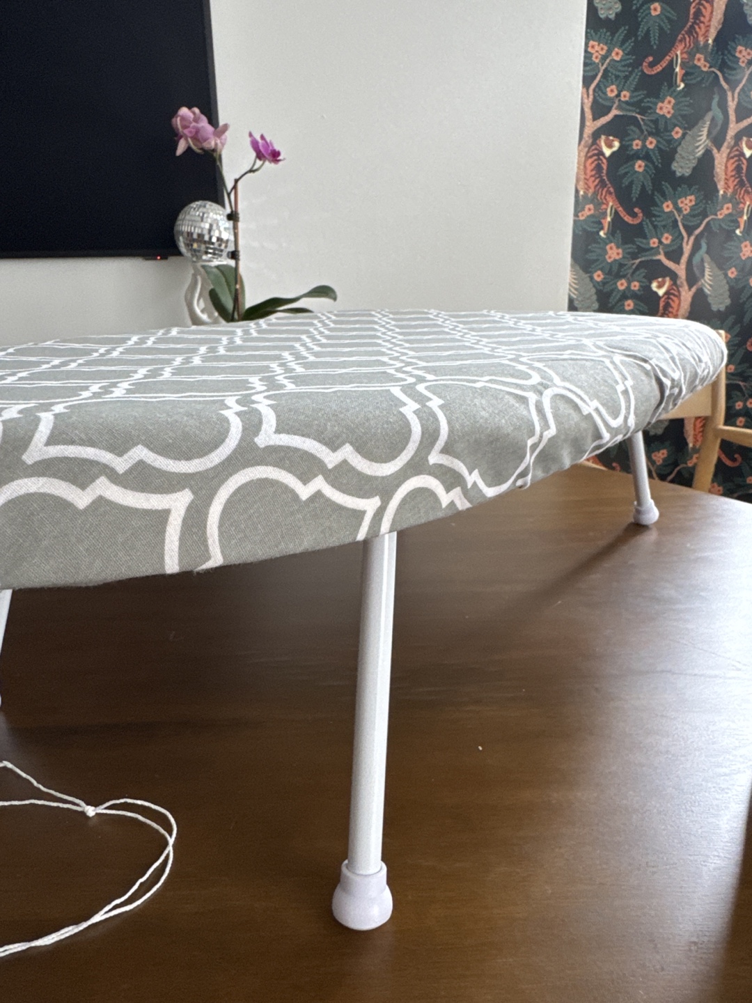 Sunbeam Iron & Portable Ironing Board - photo 4