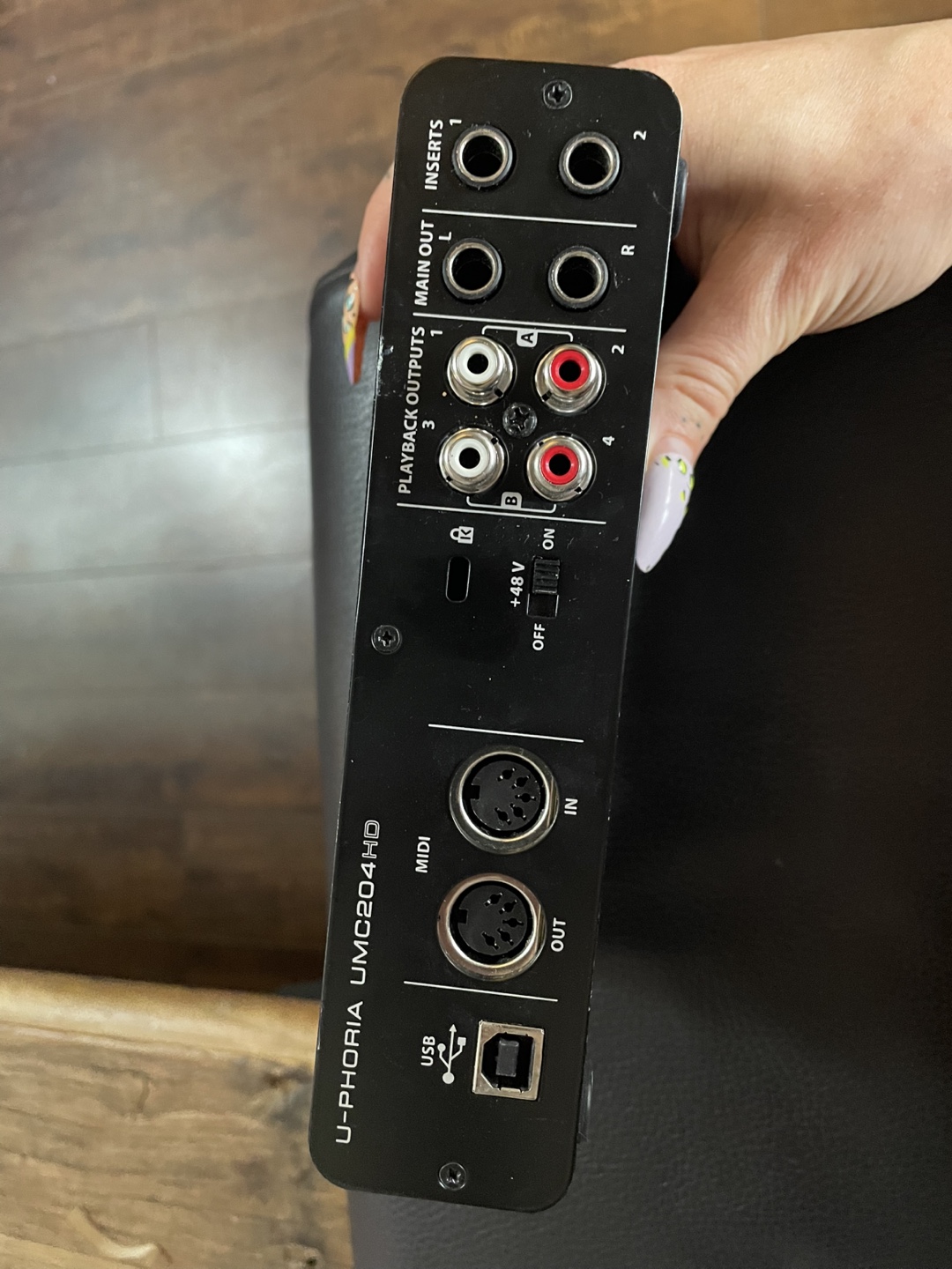 Behringer U-PHORIA UMC204HD Audio Interface - photo 2