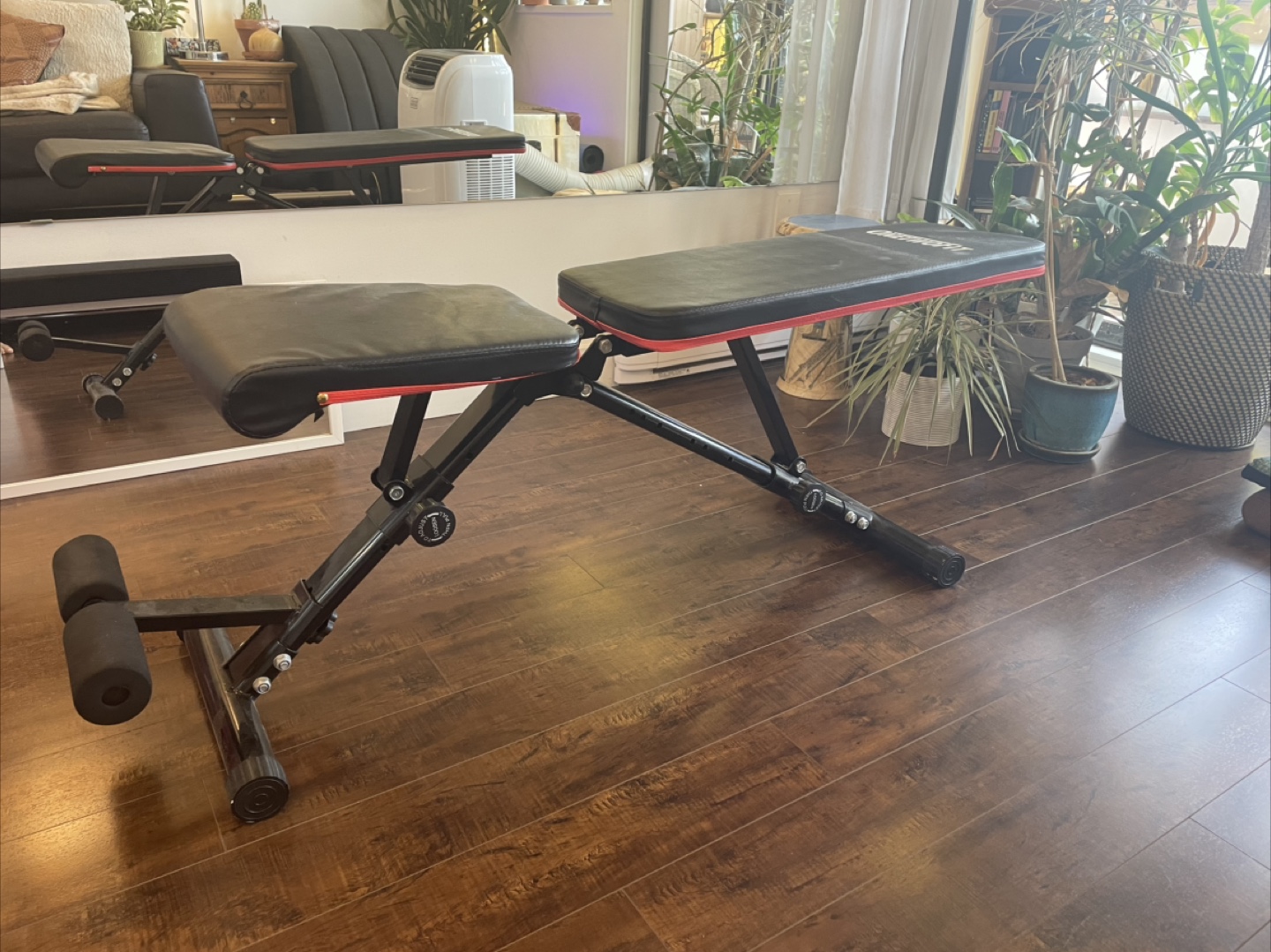 ONETWOFIT Adjustable Weight Bench