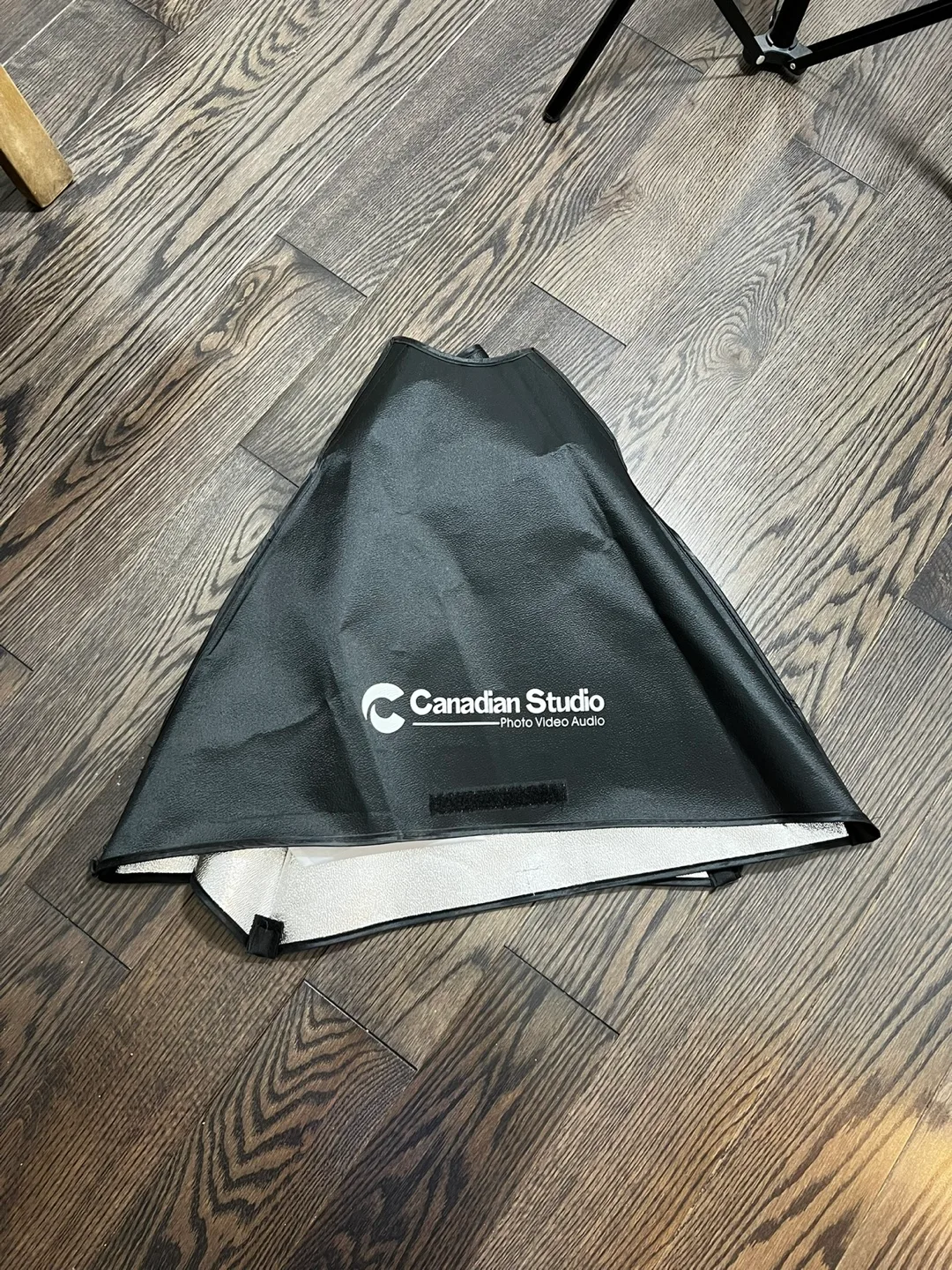 Canadian Studio Photo Video Audio Lighting Kit image indicator(3)