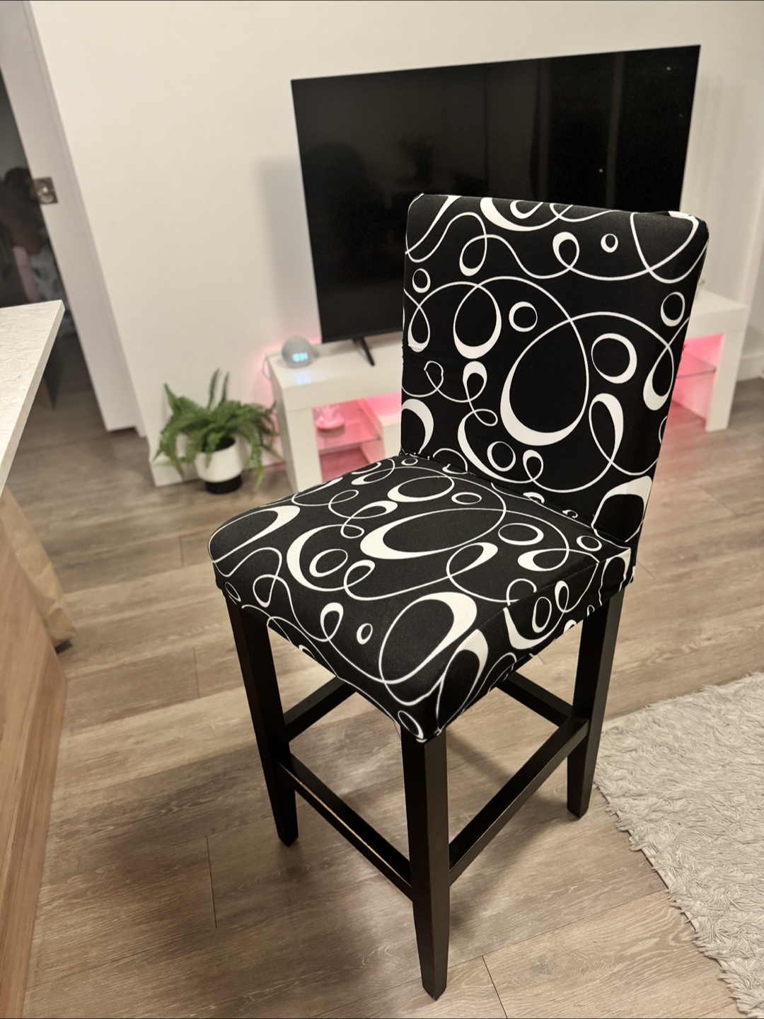 Bar Stools (Set of 2) with Covers