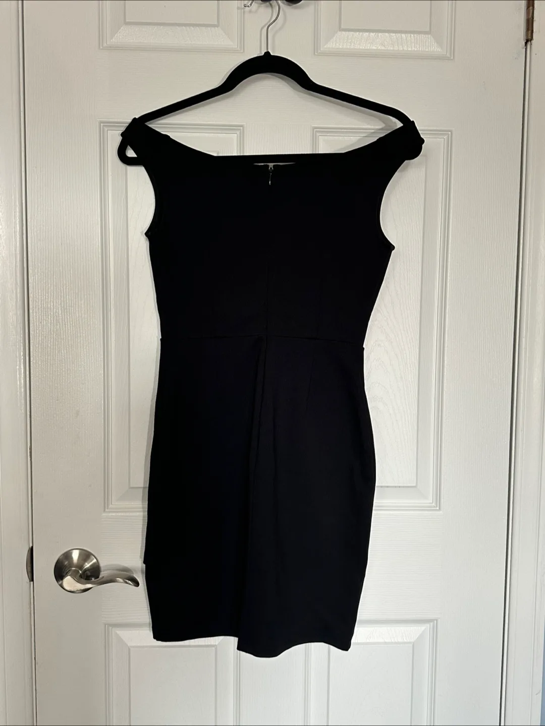 Aritzia Babaton ONYX Black Bodycon Mini Dress Sz 2 Like New image indicator(8)