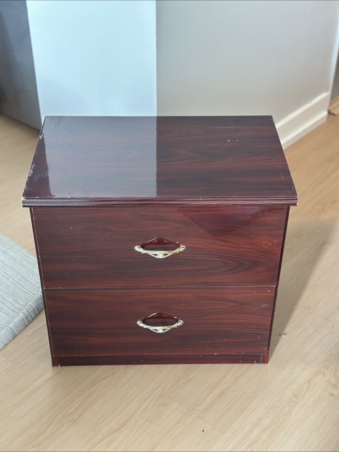 Wood Veneer 2-Drawer Nightstand