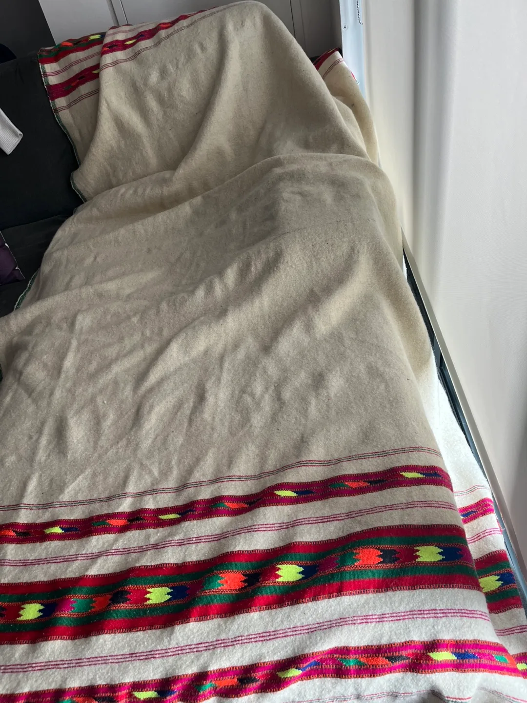 Pure Premium Wool Blanket/Large Shawl image indicator(3)