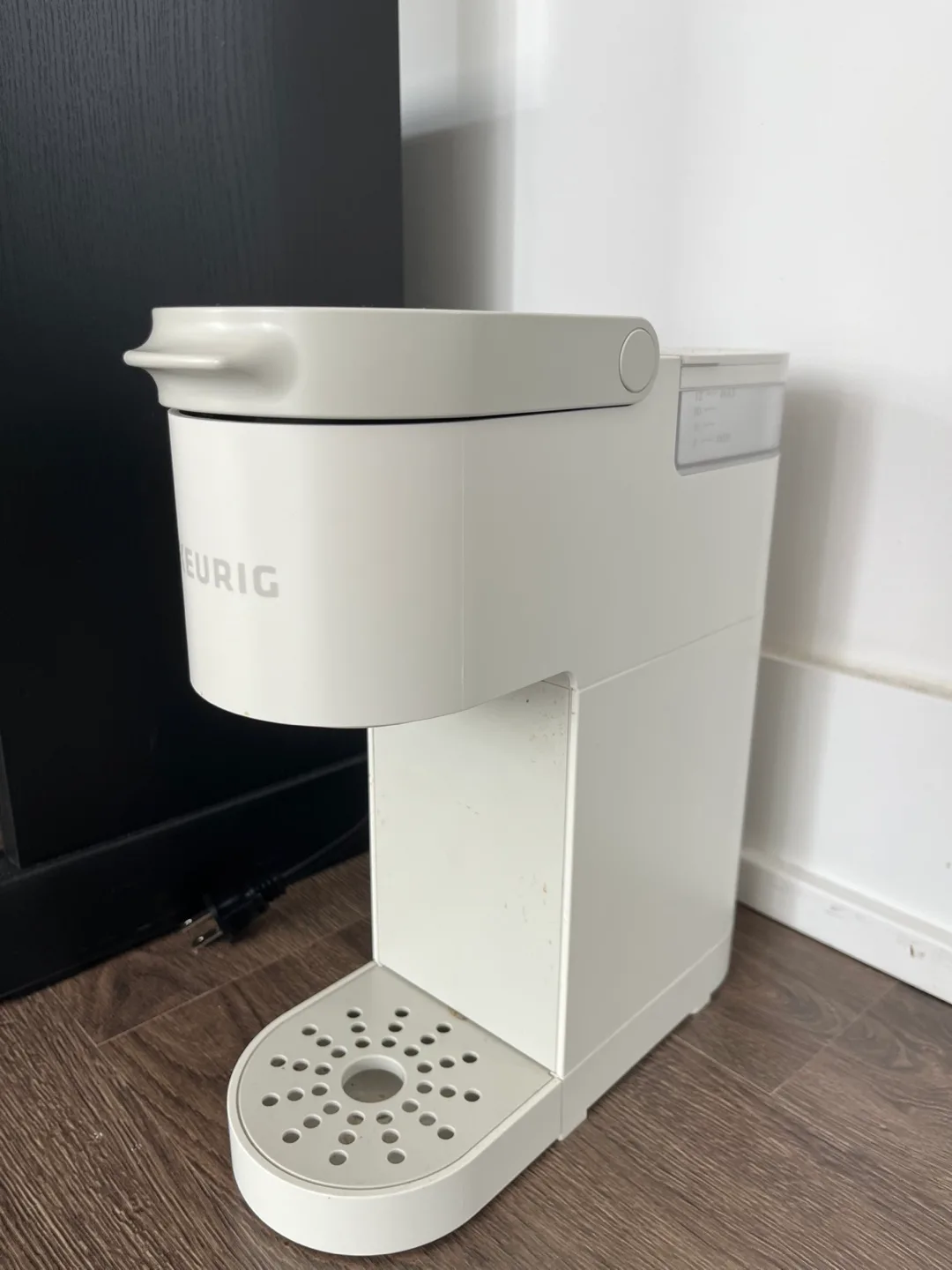 Keurig K-Mini Coffee Maker - White thumbnail