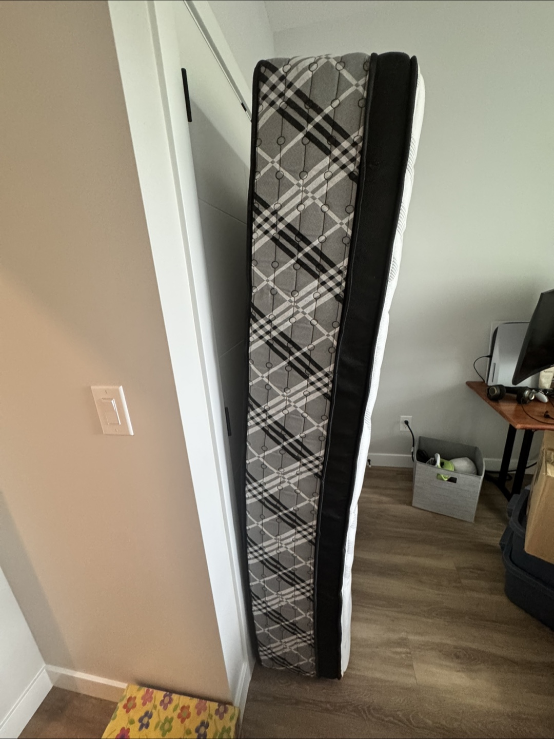 Double /Full Kingsdown Natasha Plush Mattress - photo 2