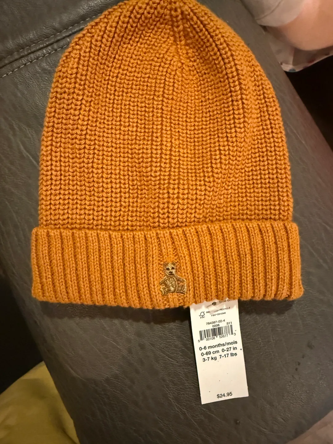New Baby Gap Knit Hat - 0-6 Months
