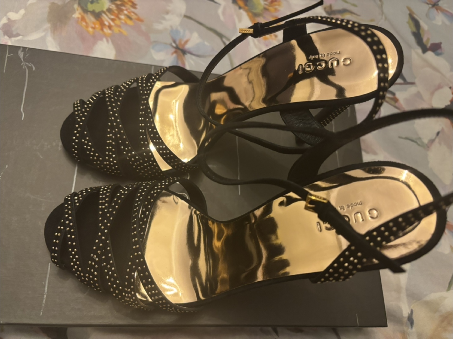 Gucci Black & Gold Studded Heels - photo 3