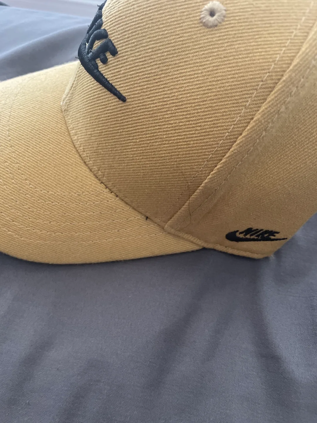 Nike Beige Cap image indicator(2)