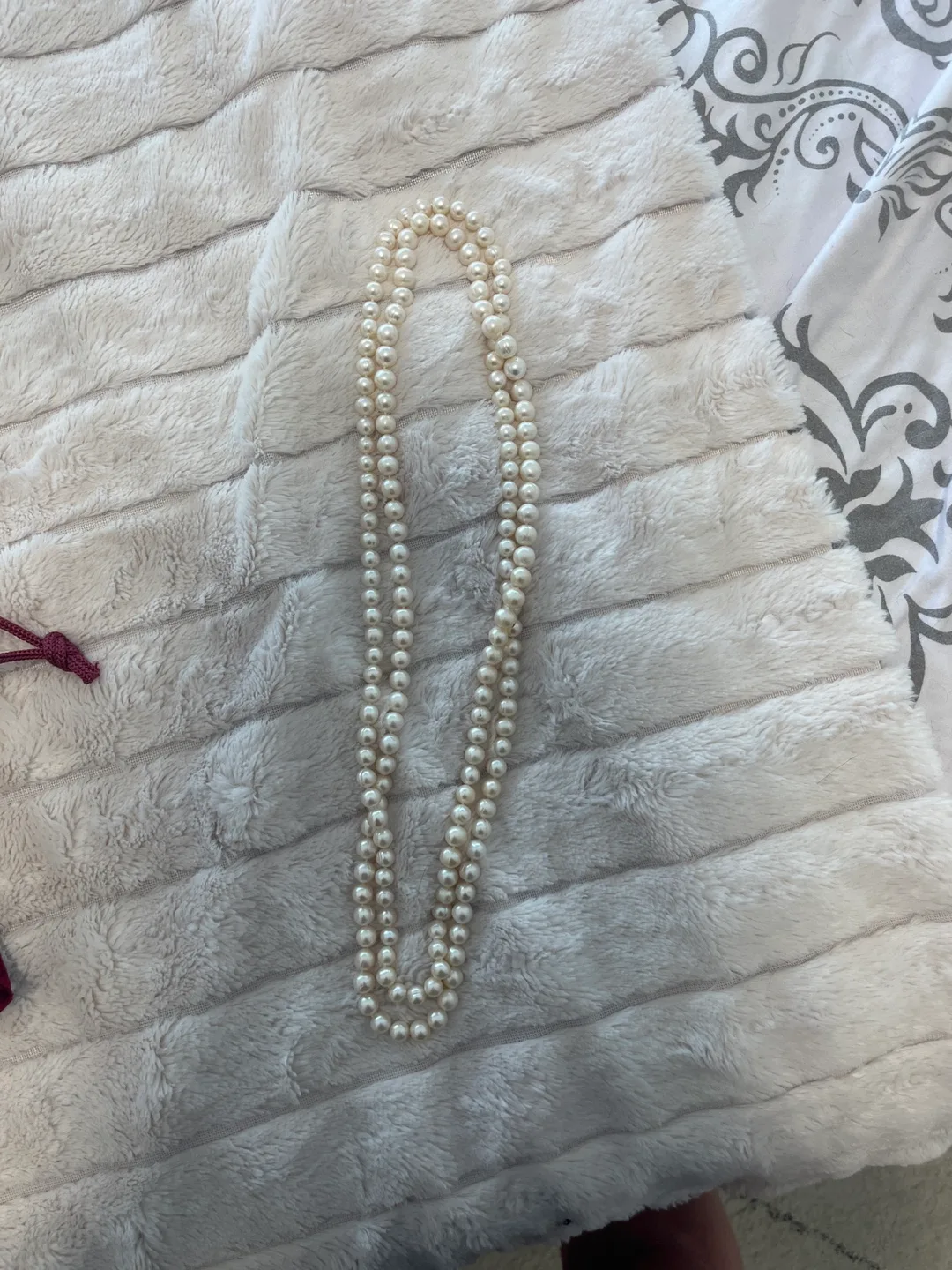 Pearl Necklace thumbnail