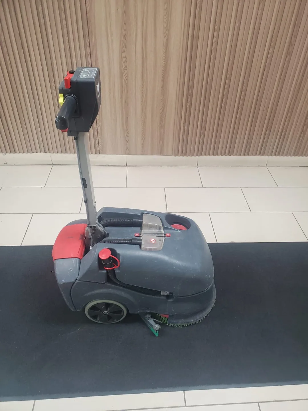 CA30 Small Floor Scrubber Machine image indicator(3)